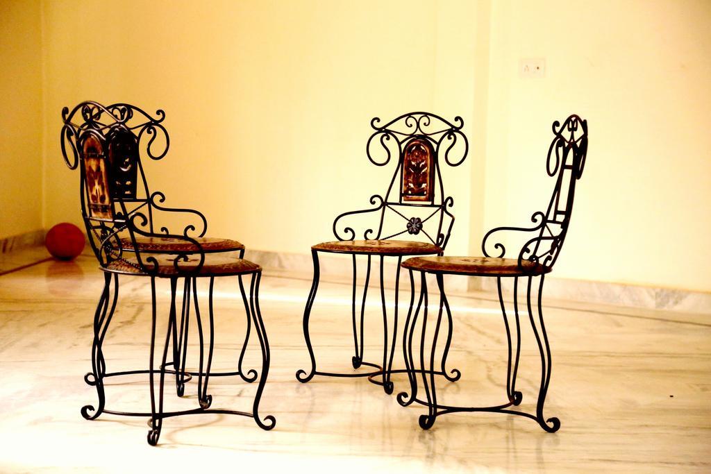 Taj Castle A Boutique Homestay אגרה מראה חיצוני תמונה